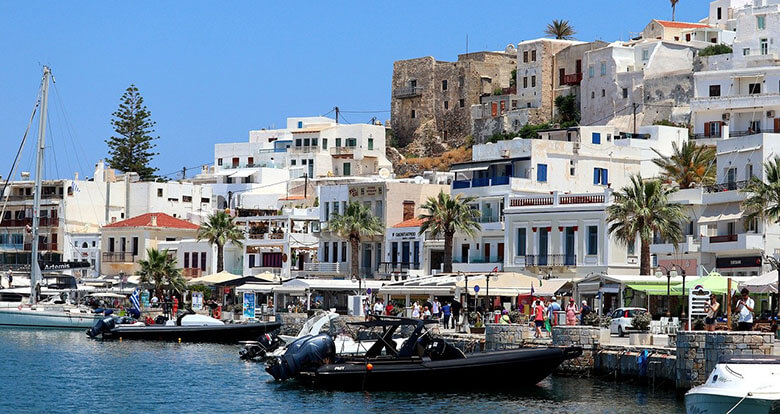 Where to stay in Naxos without a car: Best areas