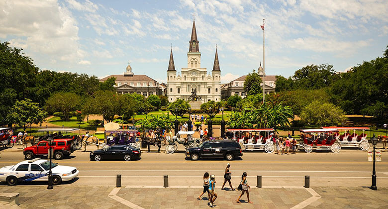 where to stay in New Orleans for families with kids