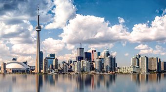 where to stay in Toronto without a car