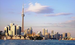 Where to stay in Toronto for first time