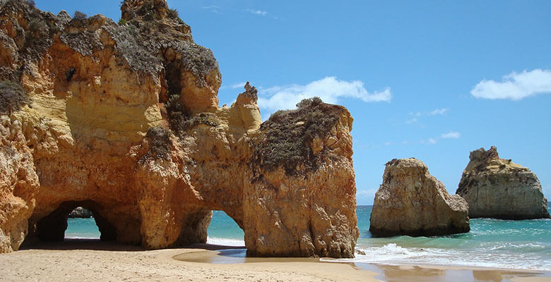 Where to stay in the Algarve for families with kids