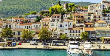 Where to stay in Skiathos for first time